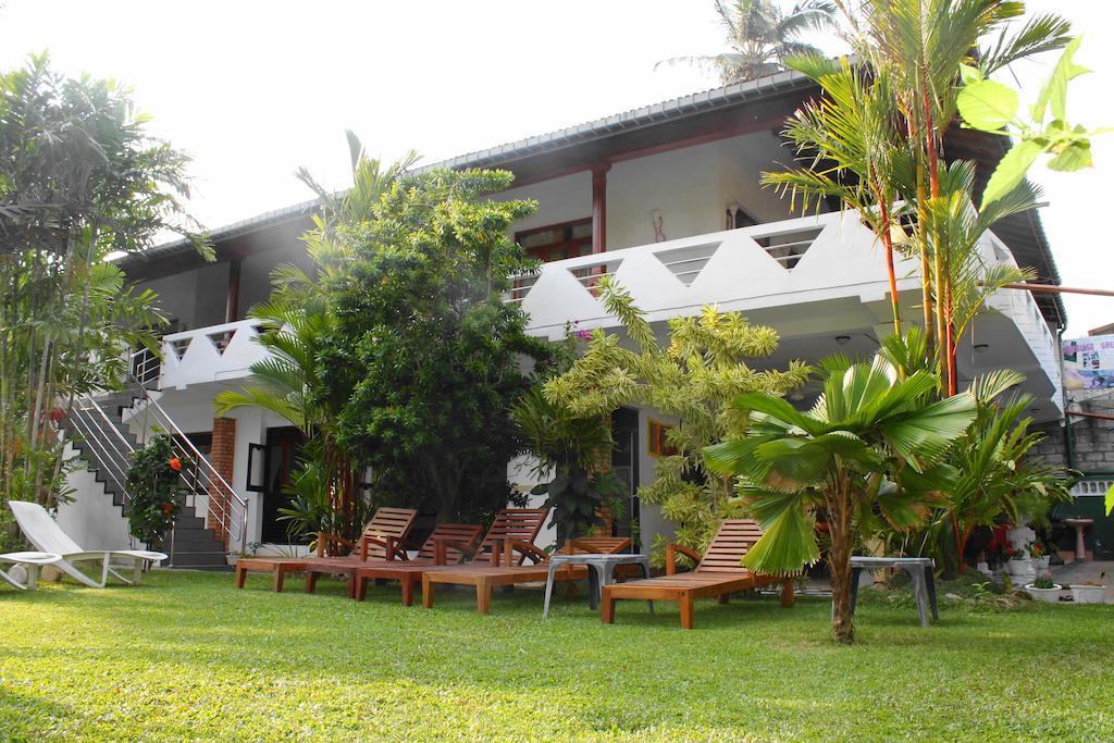 Pahalage Guesthouse بيروفالا المظهر الخارجي الصورة