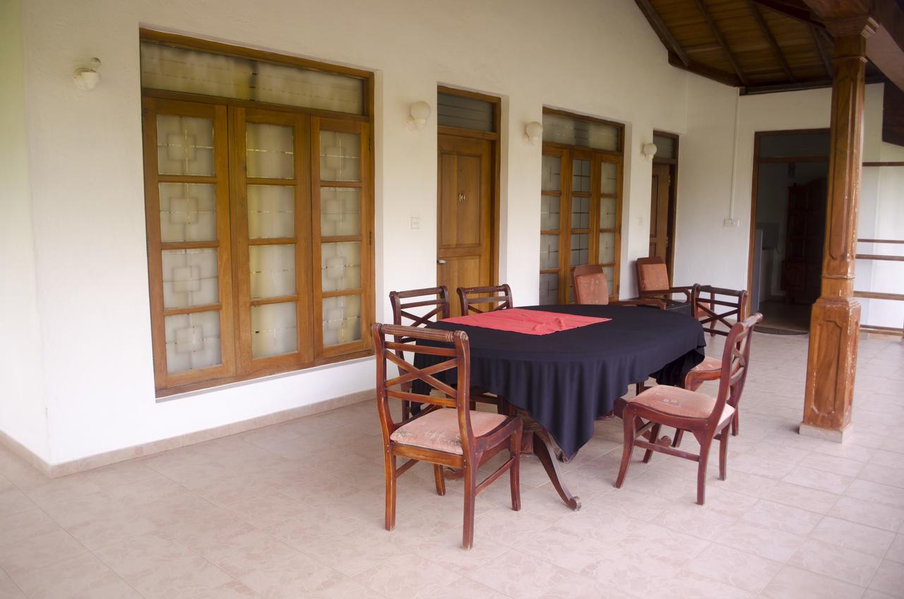 Pahalage Guesthouse بيروفالا المظهر الخارجي الصورة